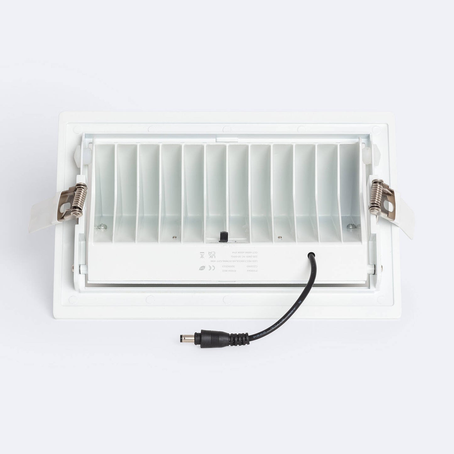 Downlight LED 40W Rectangulaire Orientable, IP44, 4000 lm, Installation Encastrée